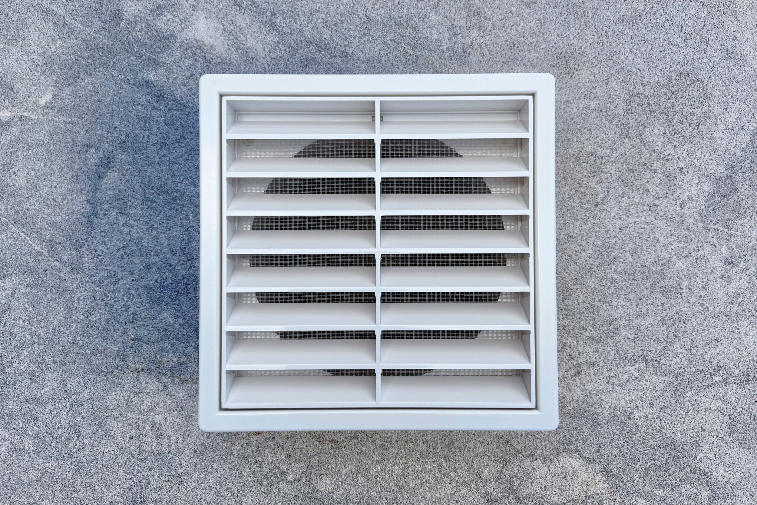 100mm White Plastic Louvre Grille